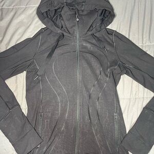 Lululemon Define Hooded Jacket Women’s Size 4 Black Gray Camo Thumb Holes Zip‎